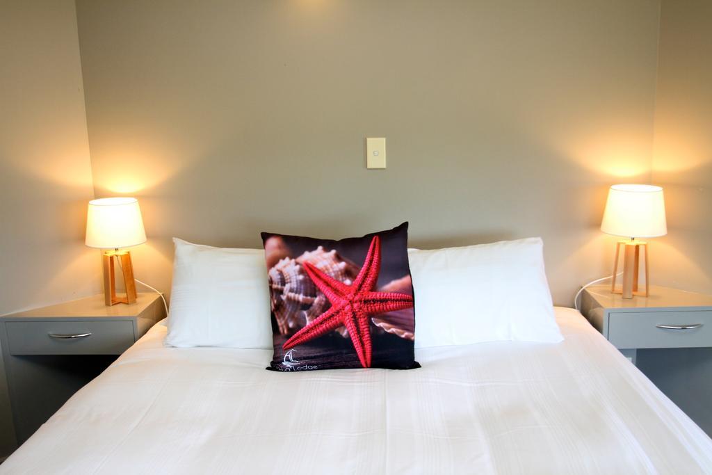 Aloha Lodge Beachside Accommodation Nelson Esterno foto