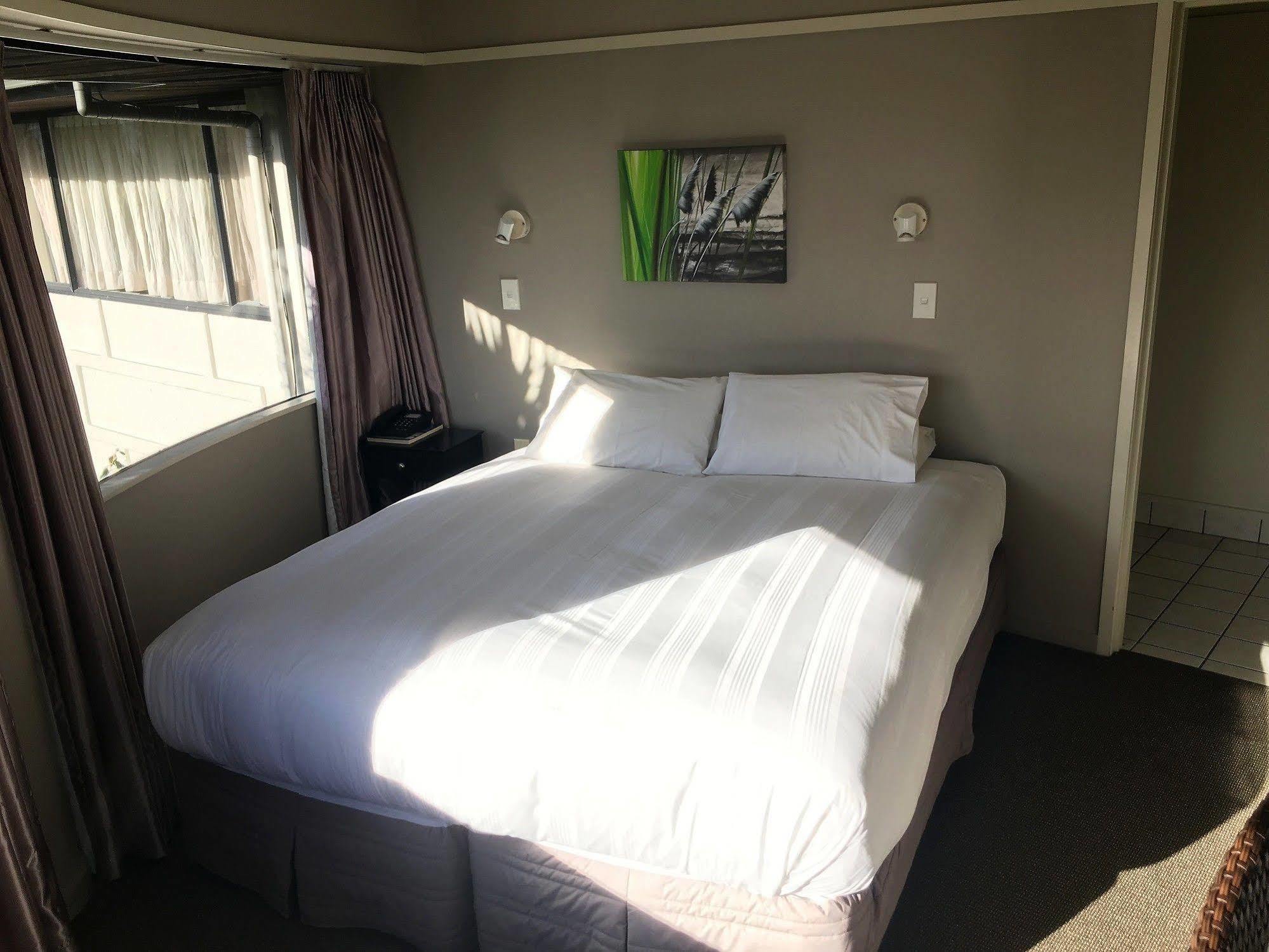 Aloha Lodge Beachside Accommodation Nelson Esterno foto